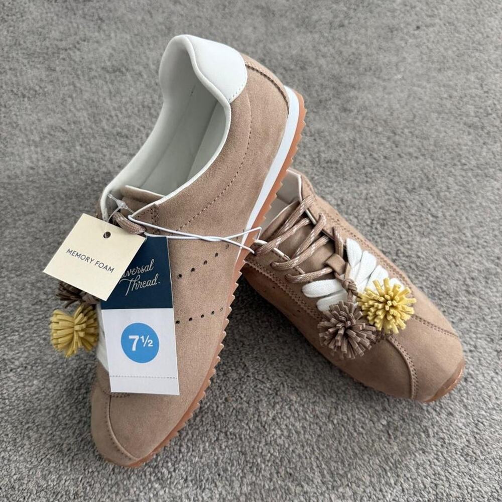 Universal thread tan brown